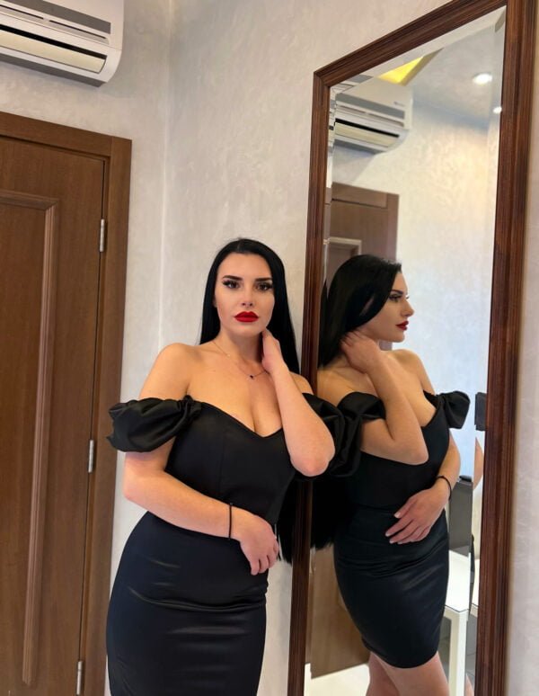 Mia